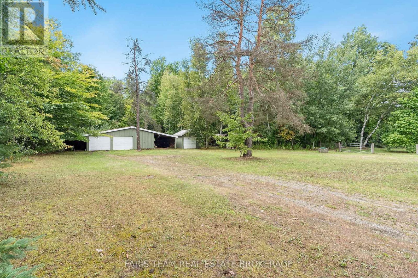 Photo 39 of 223 Denney Drive, Essa ON