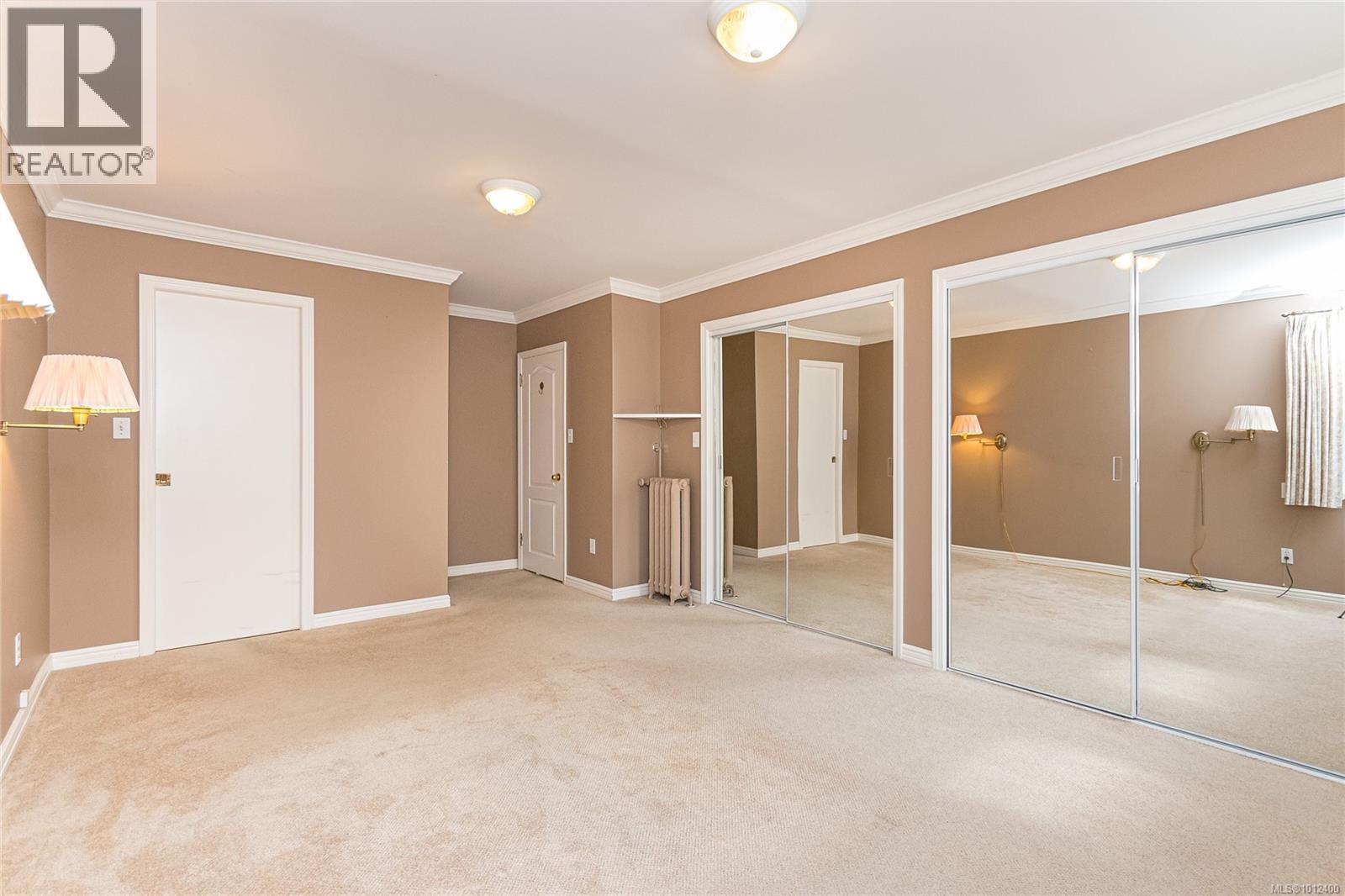 Photo 19 of 1197 Munro St, Esquimalt BC