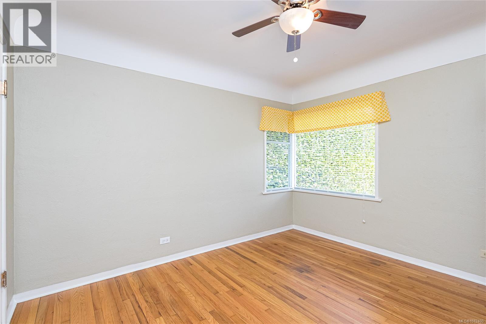 Photo 21 of 1197 Munro St, Esquimalt BC