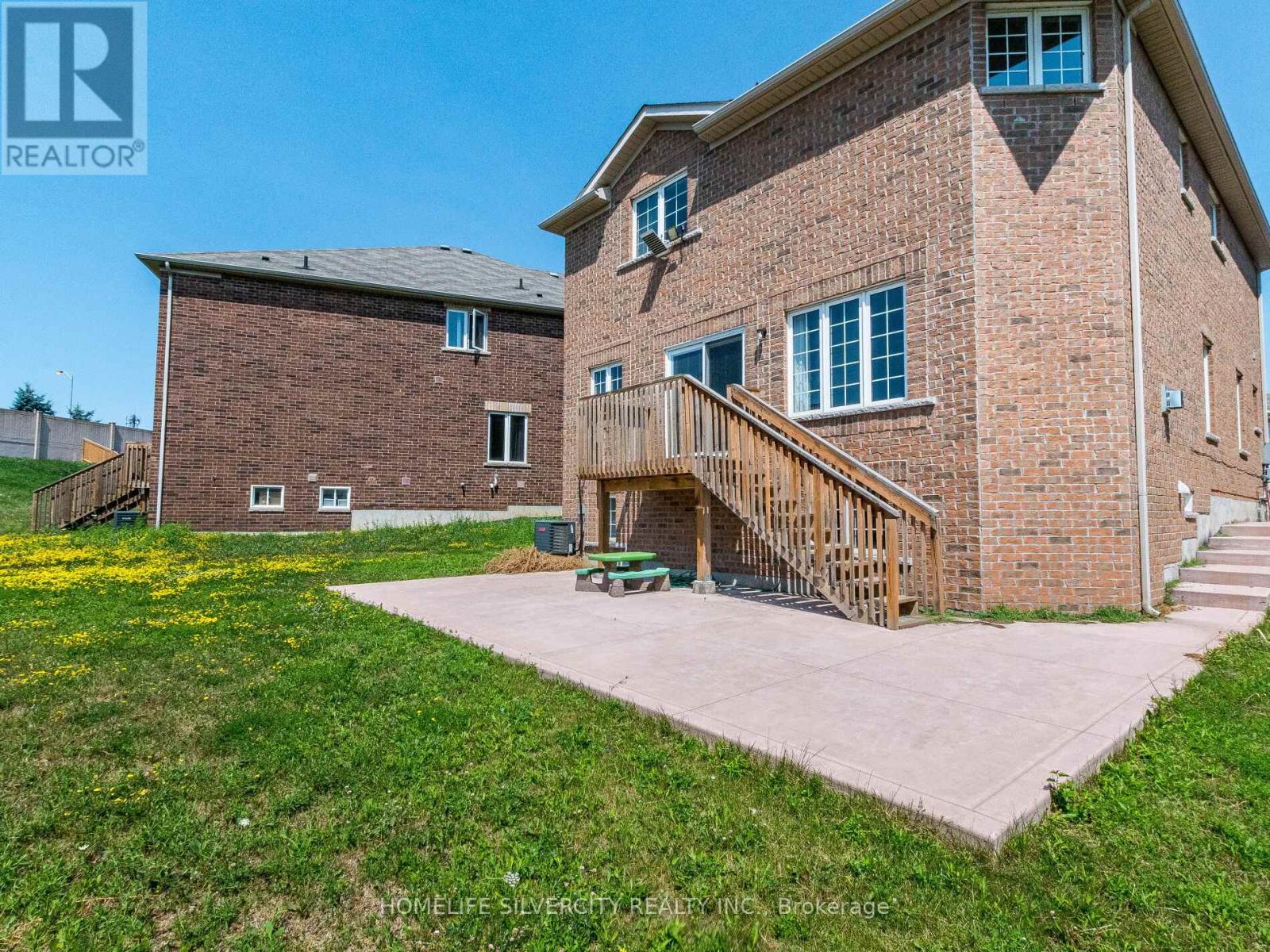 Photo 42 of 42 Cookview Drive, Brampton ON