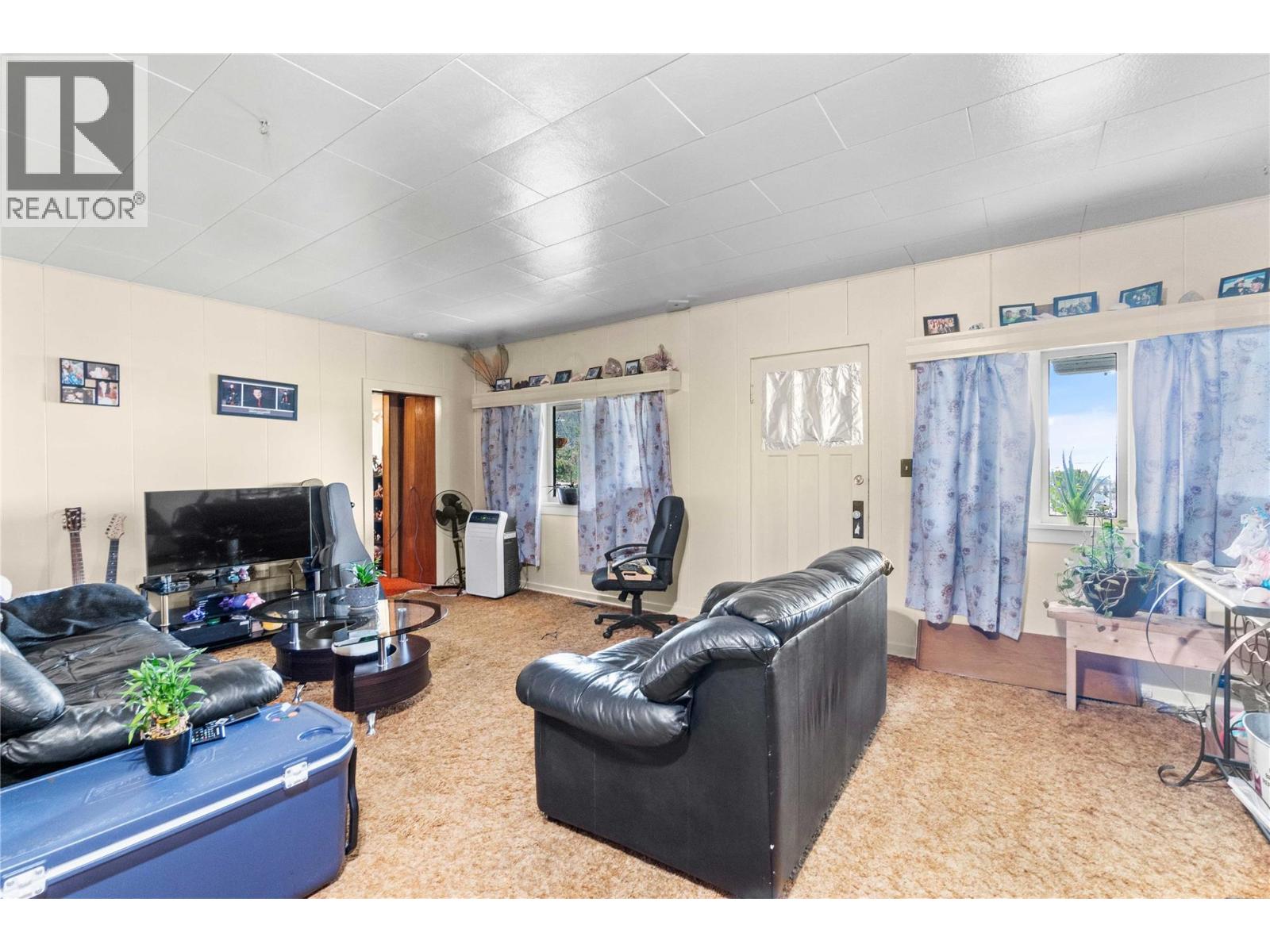 199 Cliff View Drive, Enderby