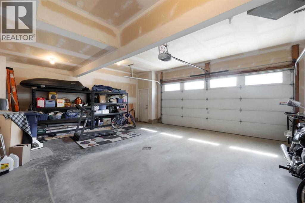 100 Crane Rise, Fort McMurray