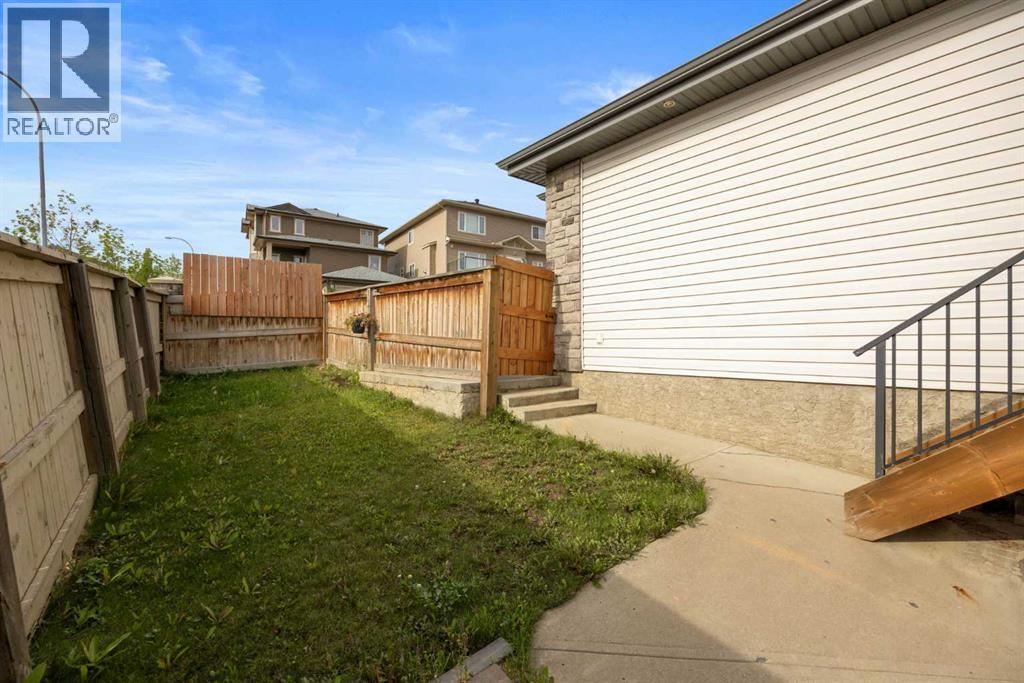 100 Crane Rise, Fort McMurray
