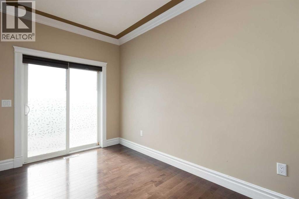 100 Crane Rise, Fort McMurray