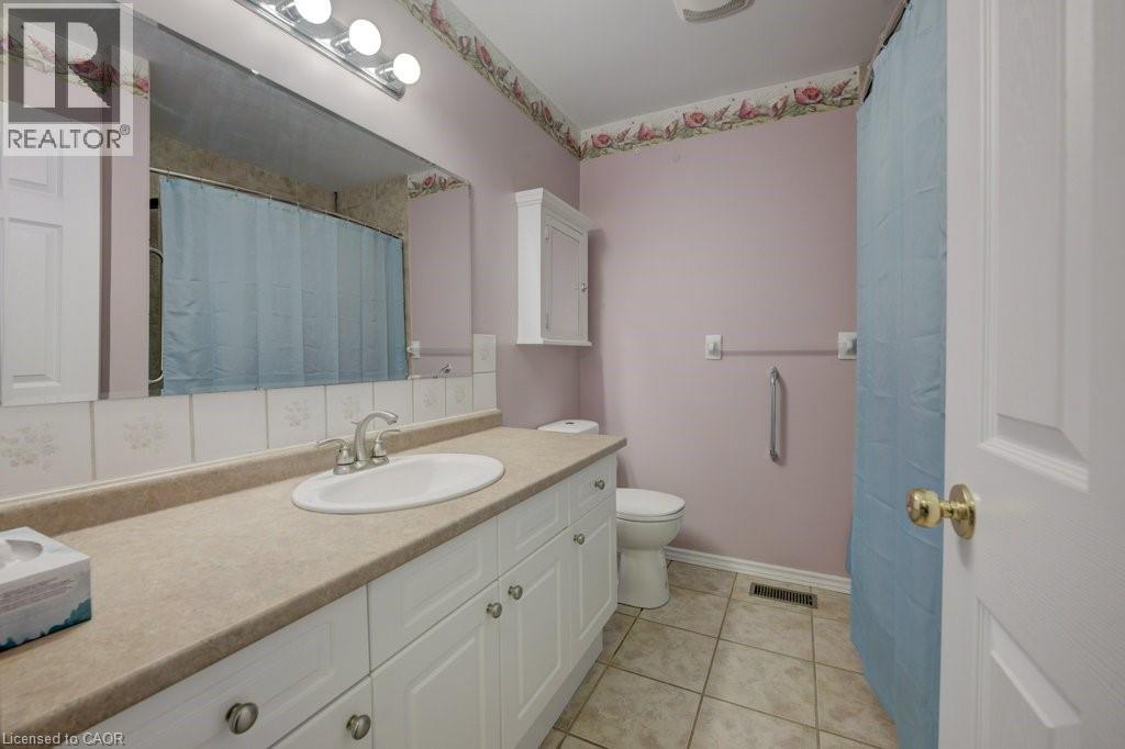 Photo 23 of 12 Bradbury Crescent, Paris ON