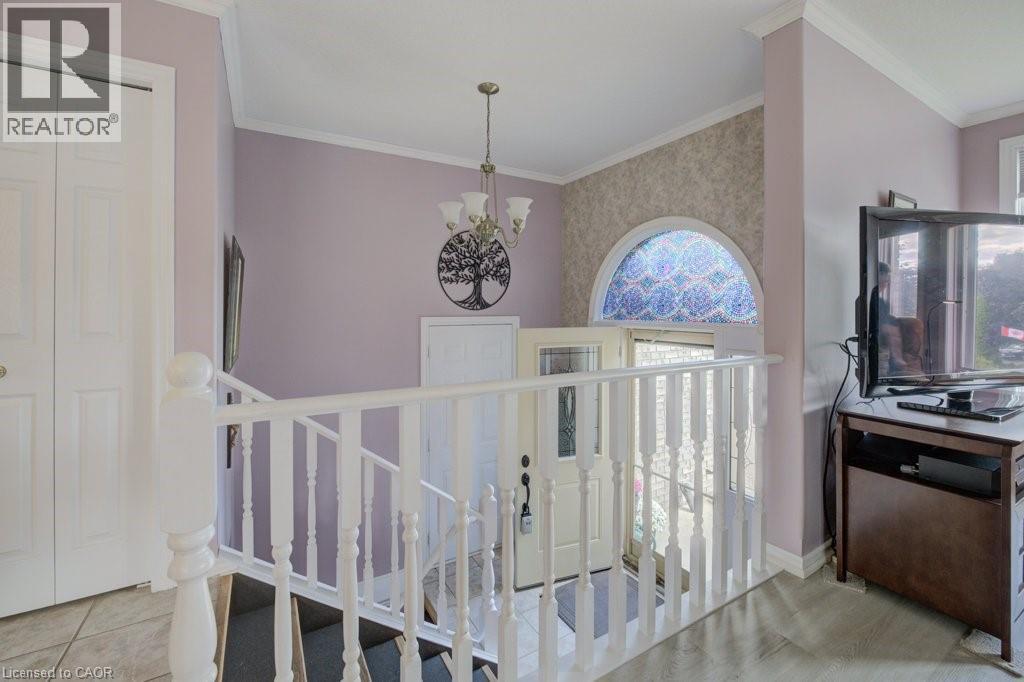 Photo 7 of 12 Bradbury Crescent, Paris ON