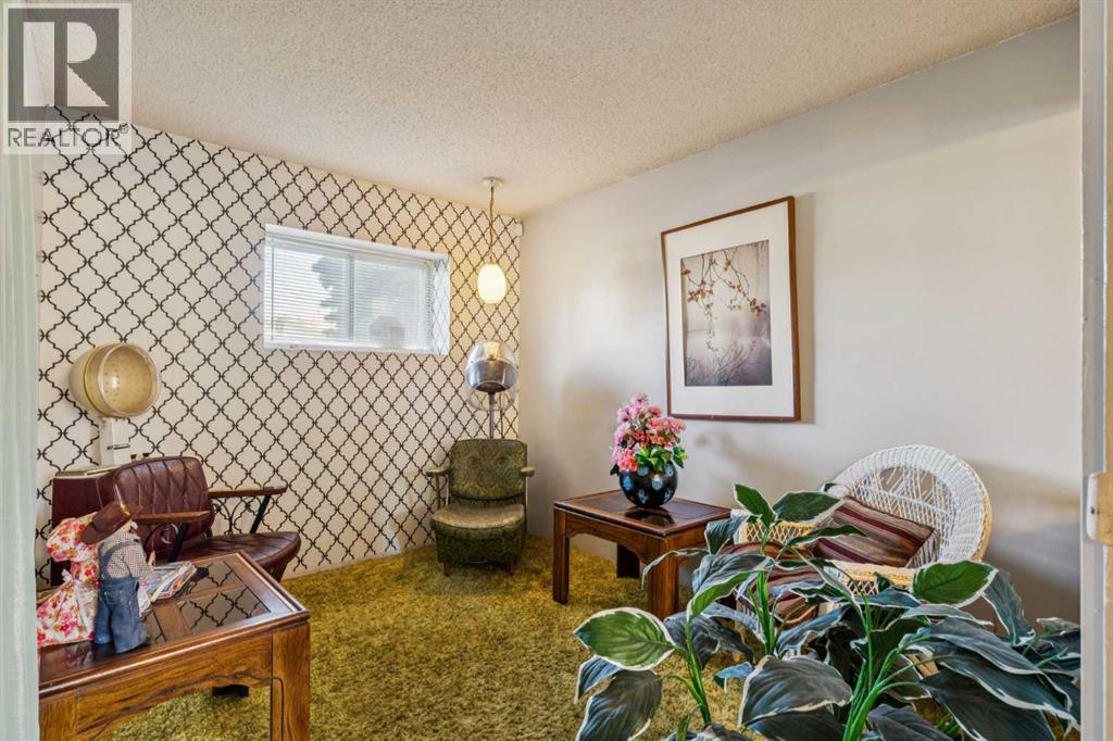 Photo 21 of 483 Cedarpark Drive Sw, Calgary AB