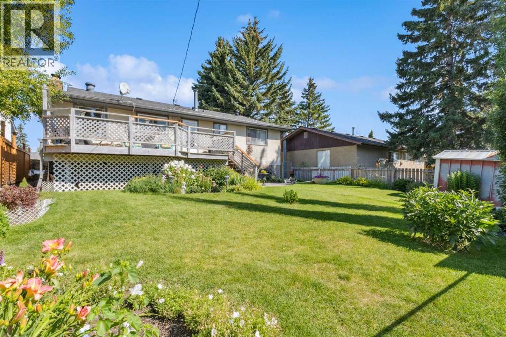 Photo 32 of 483 Cedarpark Drive Sw, Calgary AB