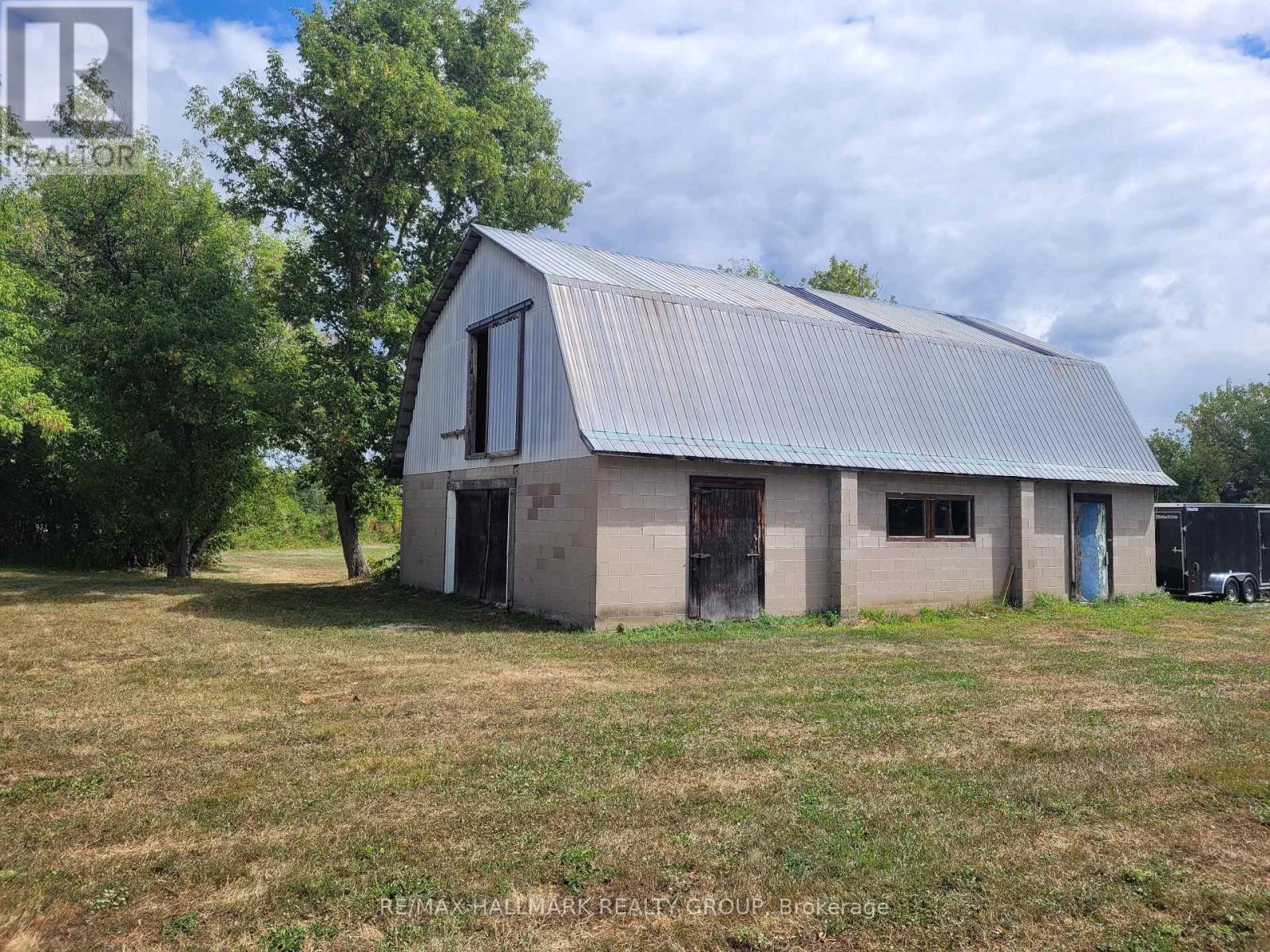 Photo 32 of 1352 County 43 Road Highway W, Montague ON