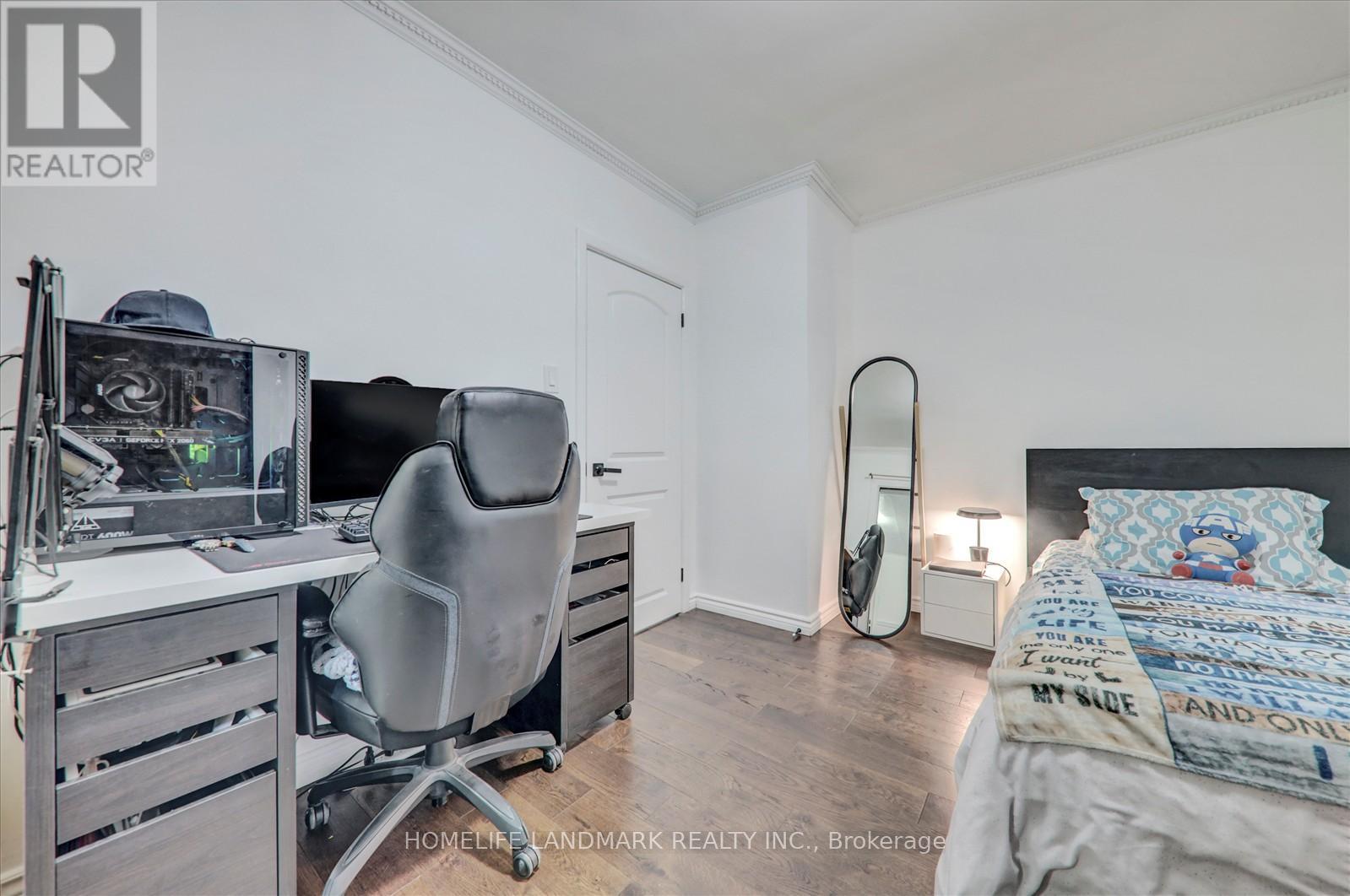 Photo 18 of 71 Sundance Crescent, Toronto ON