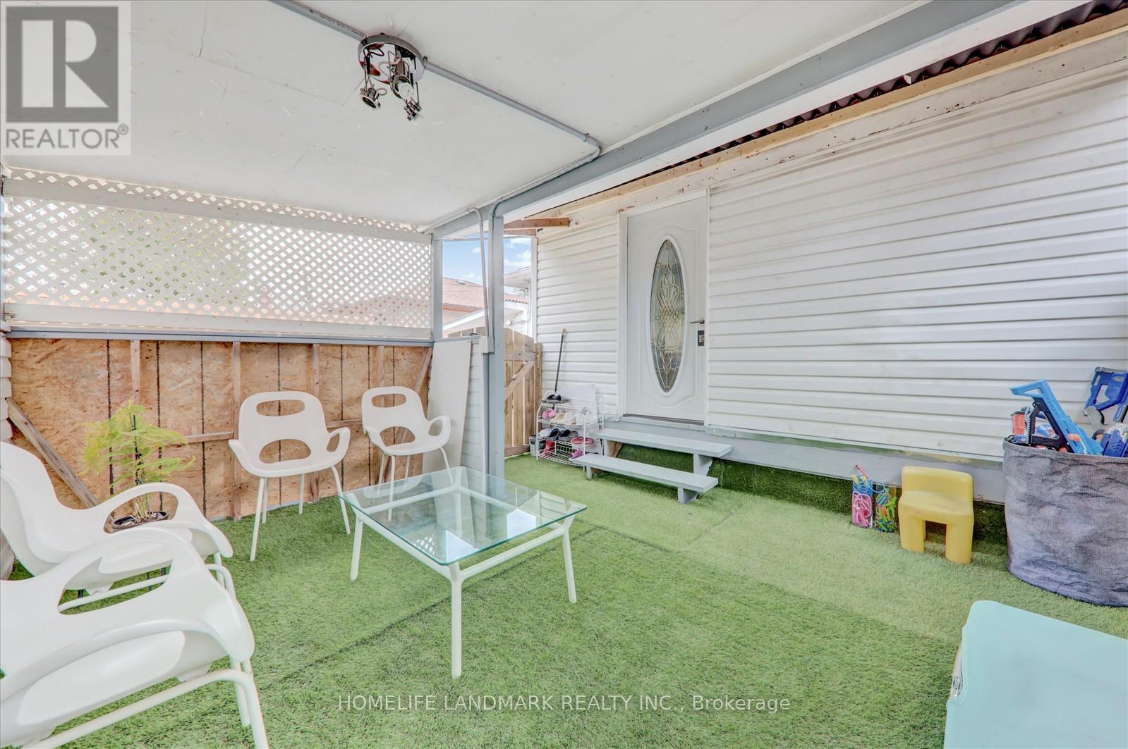 Photo 22 of 71 Sundance Crescent, Toronto ON