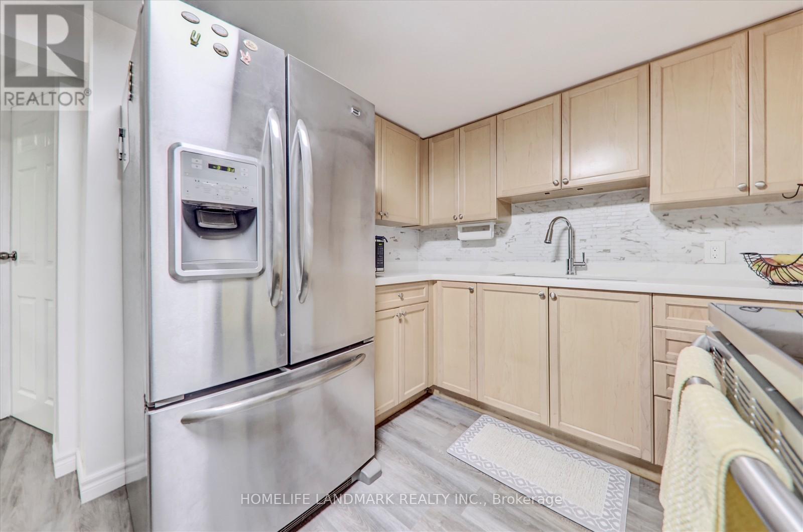 Photo 29 of 71 Sundance Crescent, Toronto ON
