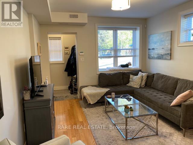 Photo 3 of B 541 Kingston Road, Toronto ON