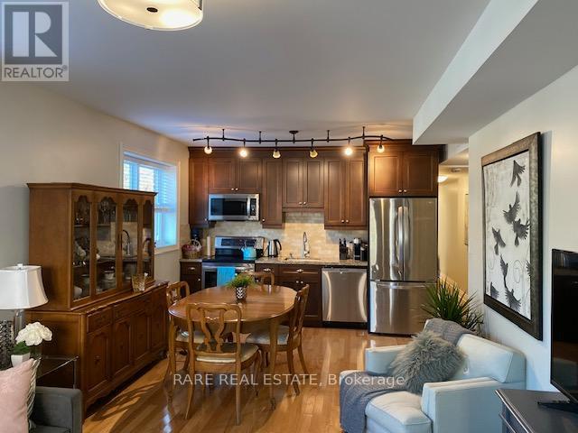 Photo 4 of B 541 Kingston Road, Toronto ON