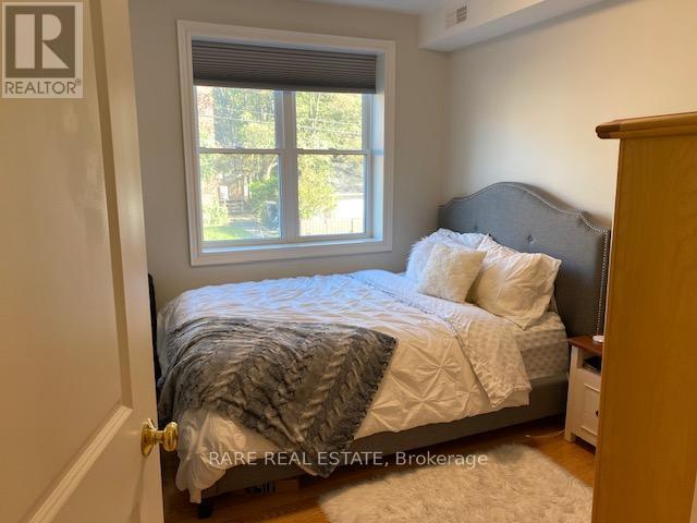 Photo 7 of B 541 Kingston Road, Toronto ON