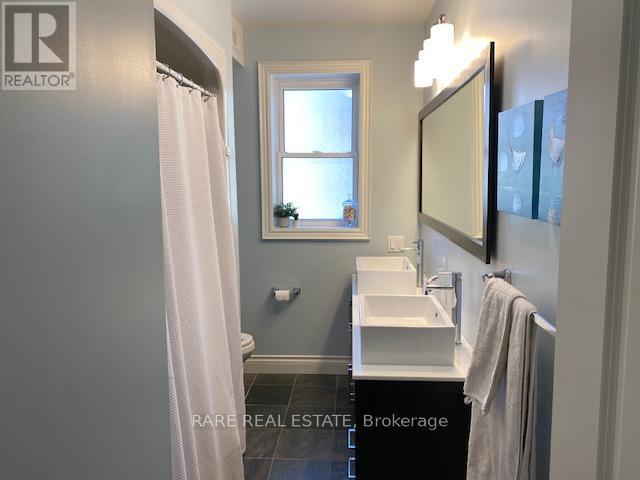 Photo 8 of B 541 Kingston Road, Toronto ON