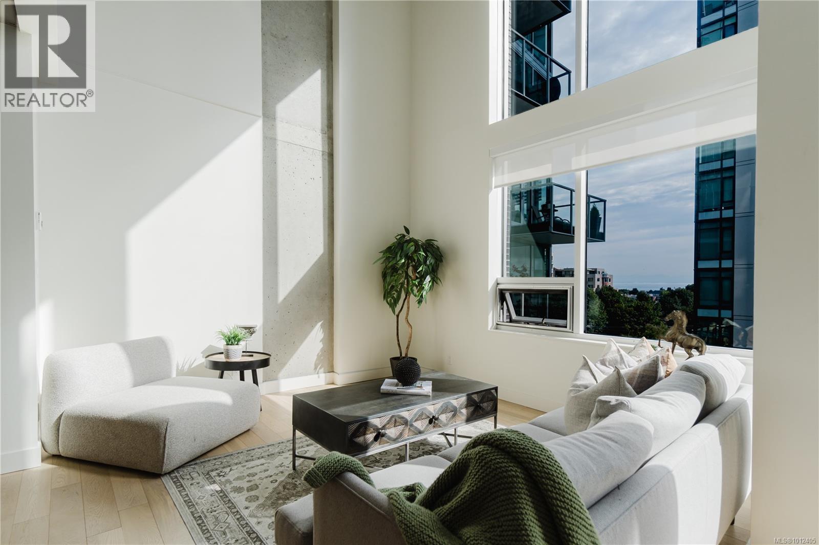 Photo 4 of 515 989 Johnson St, Victoria BC