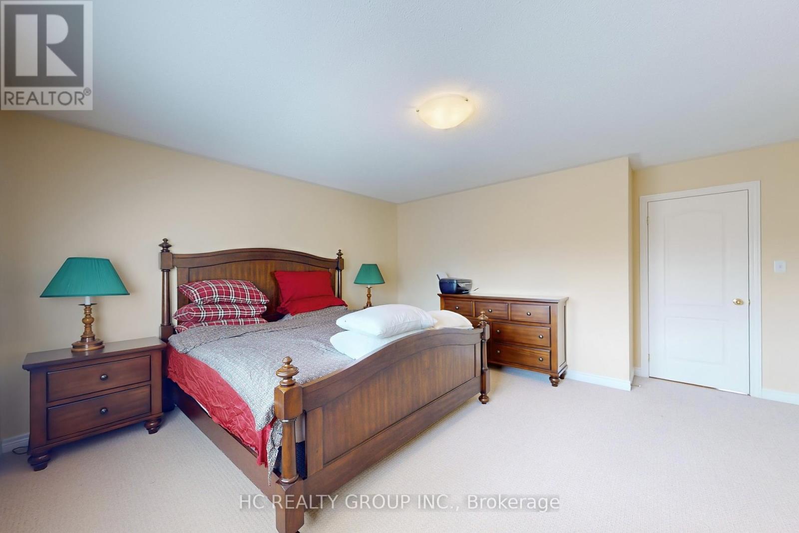 Photo 11 of 97 Morning Dove Drive, Markham ON