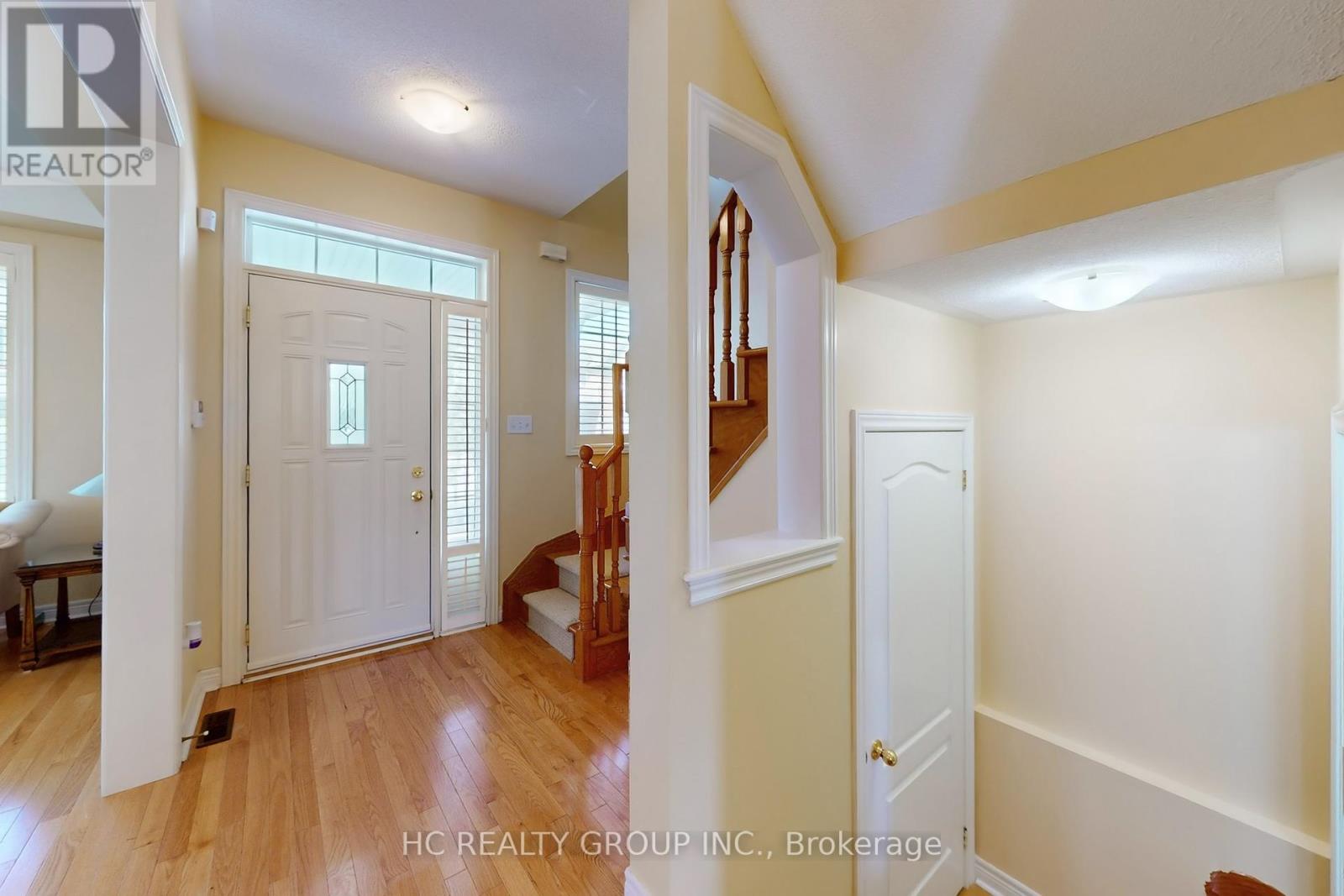 Photo 17 of 97 Morning Dove Drive, Markham ON