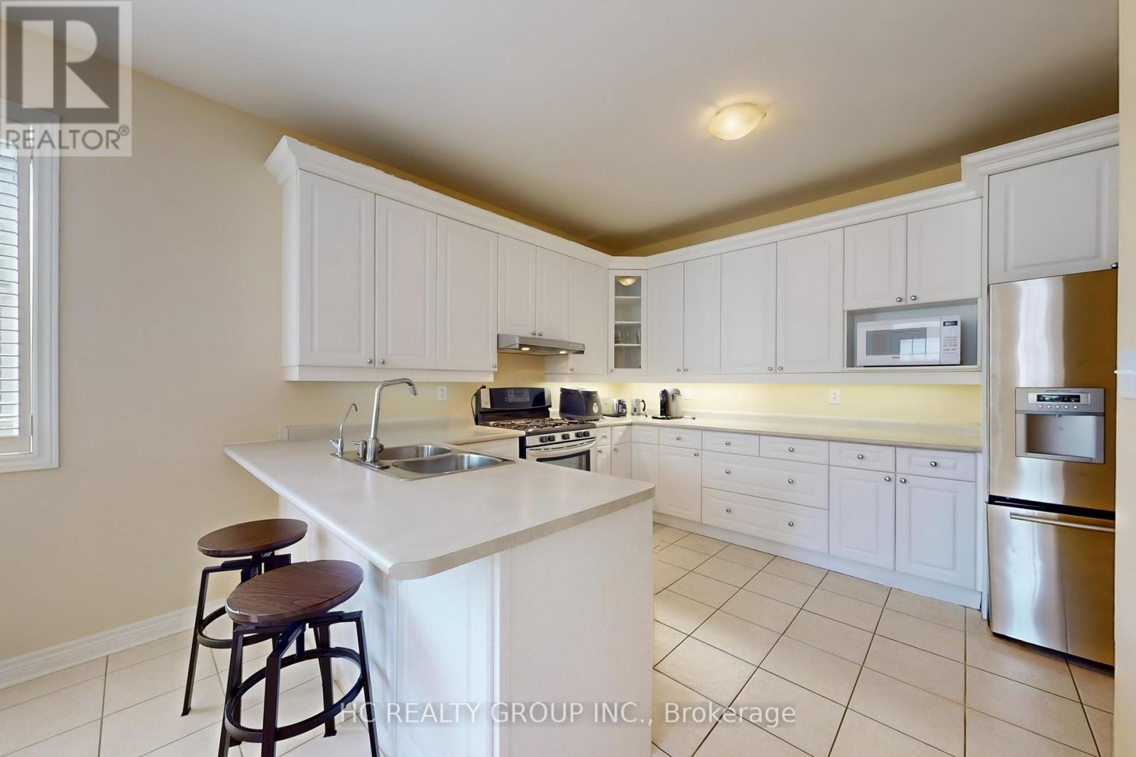 Photo 5 of 97 Morning Dove Drive, Markham ON