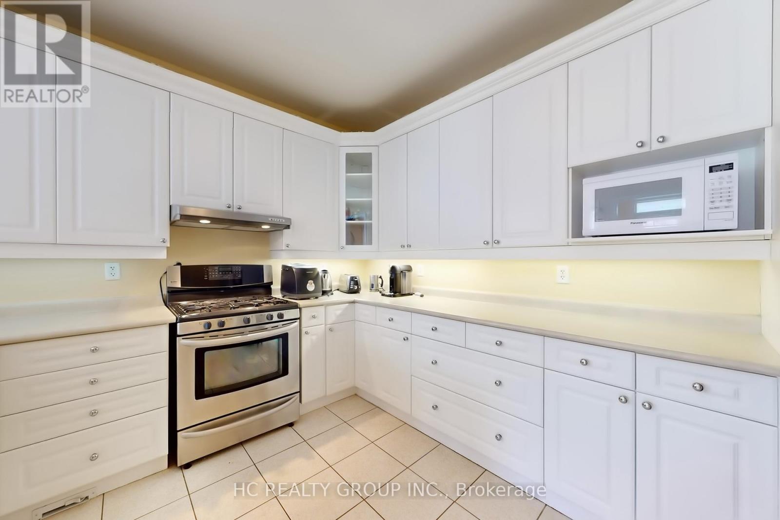Photo 6 of 97 Morning Dove Drive, Markham ON