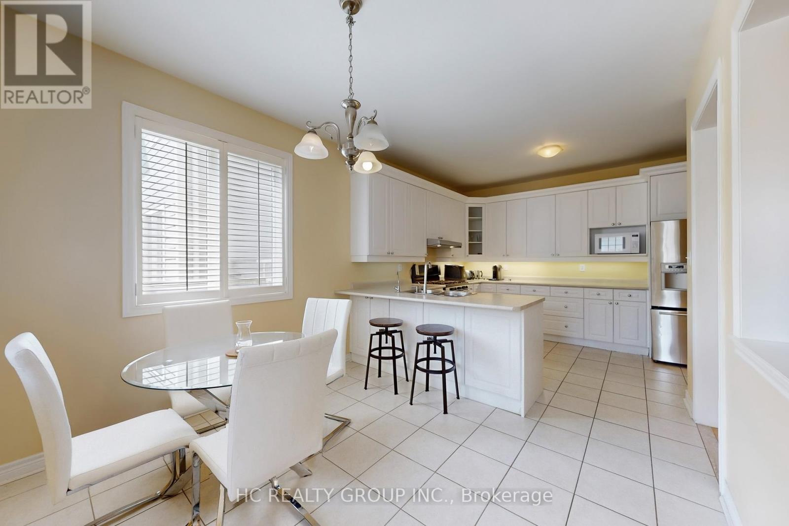 Photo 7 of 97 Morning Dove Drive, Markham ON