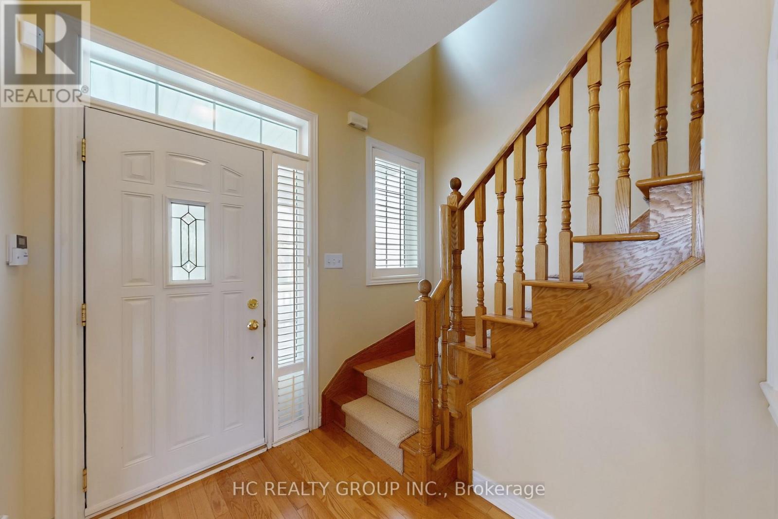 Photo 8 of 97 Morning Dove Drive, Markham ON