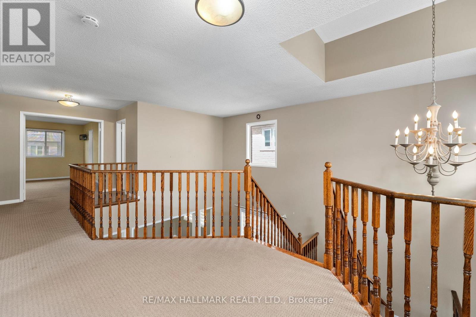 Photo 13 of 58 Casa Grande Street, Richmond Hill ON