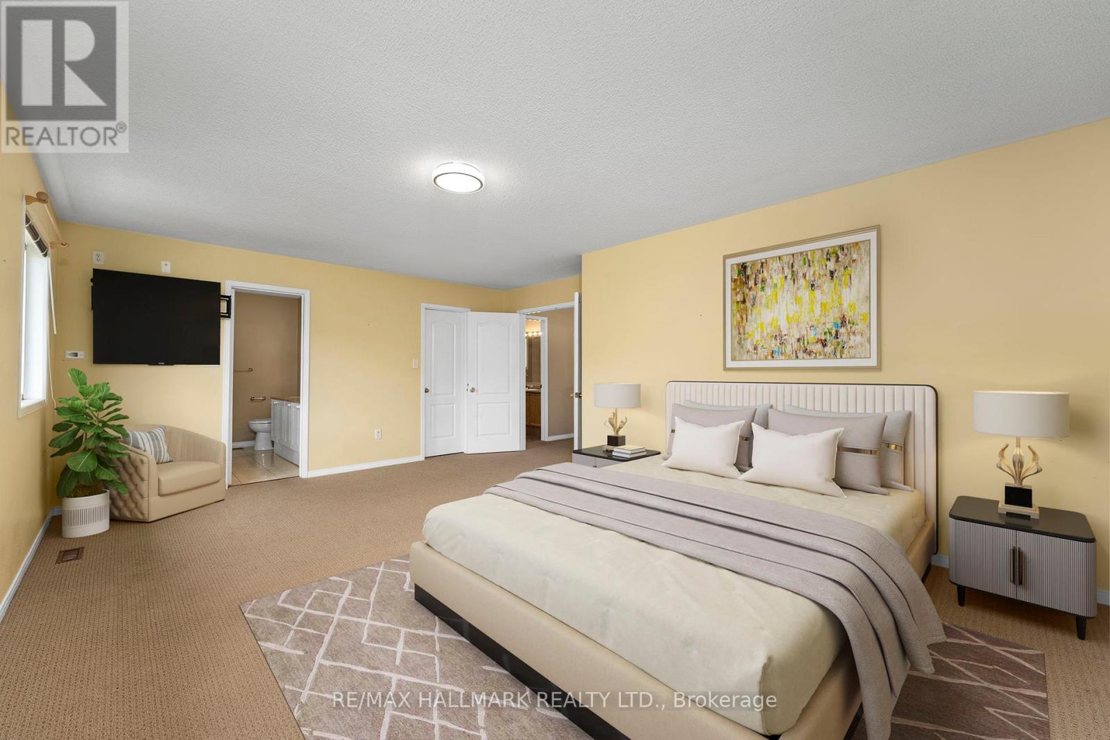 Photo 18 of 58 Casa Grande Street, Richmond Hill ON