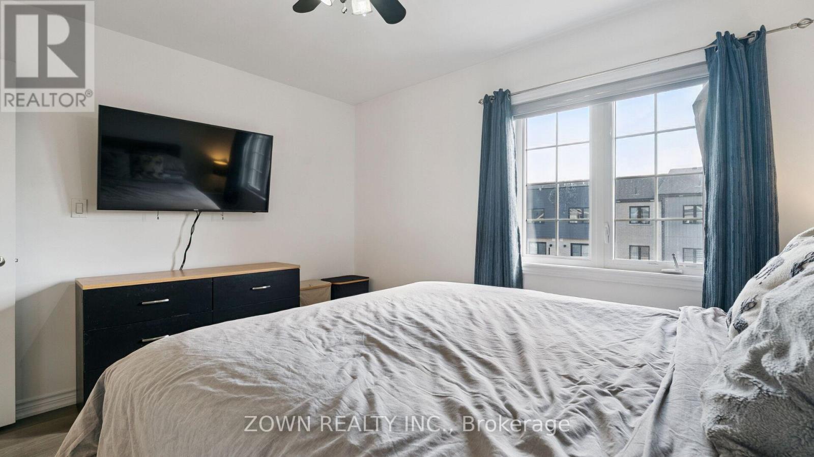 Photo 27 of 3 Silo Mews, Barrie ON