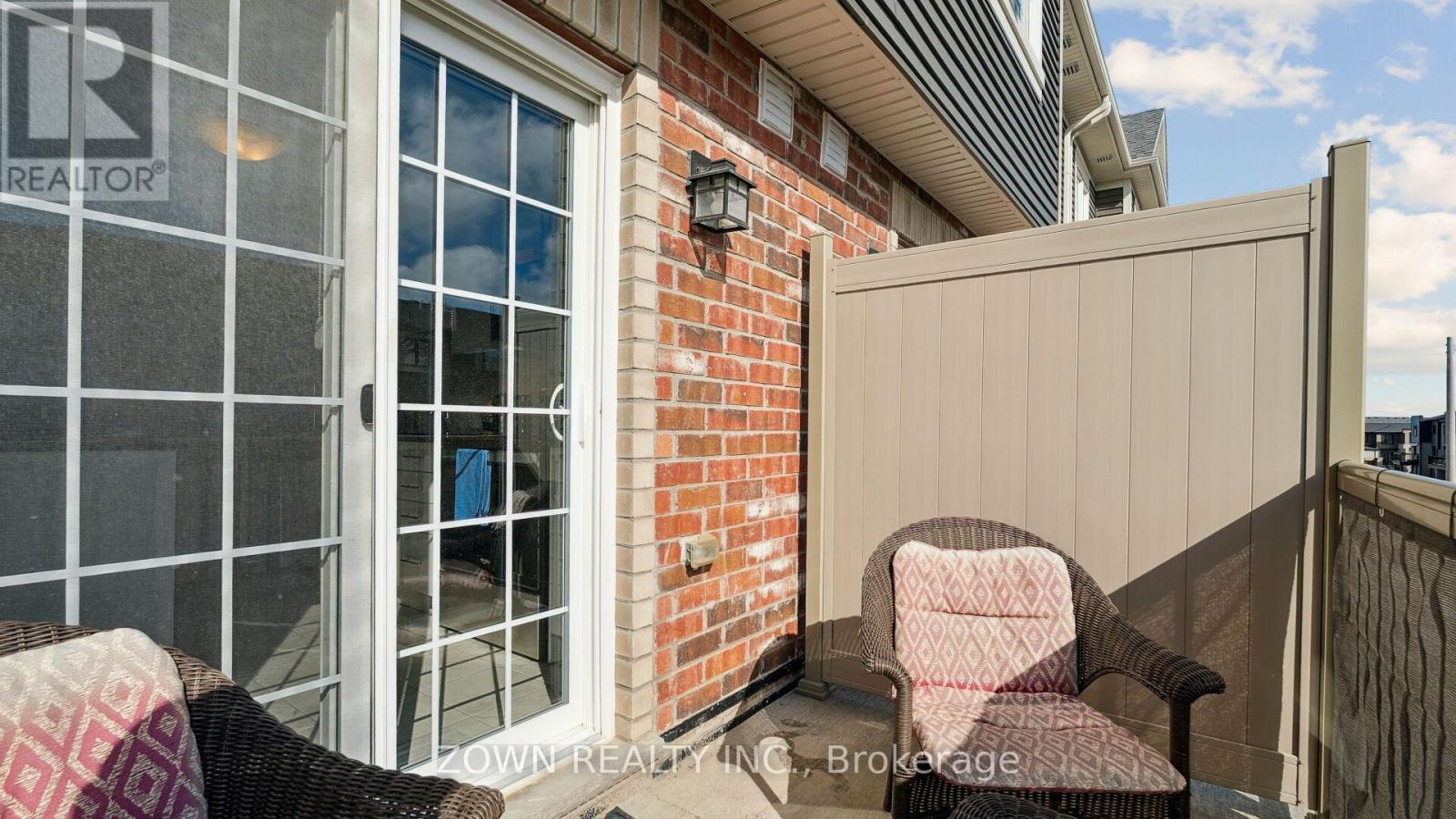 Photo 31 of 3 Silo Mews, Barrie ON