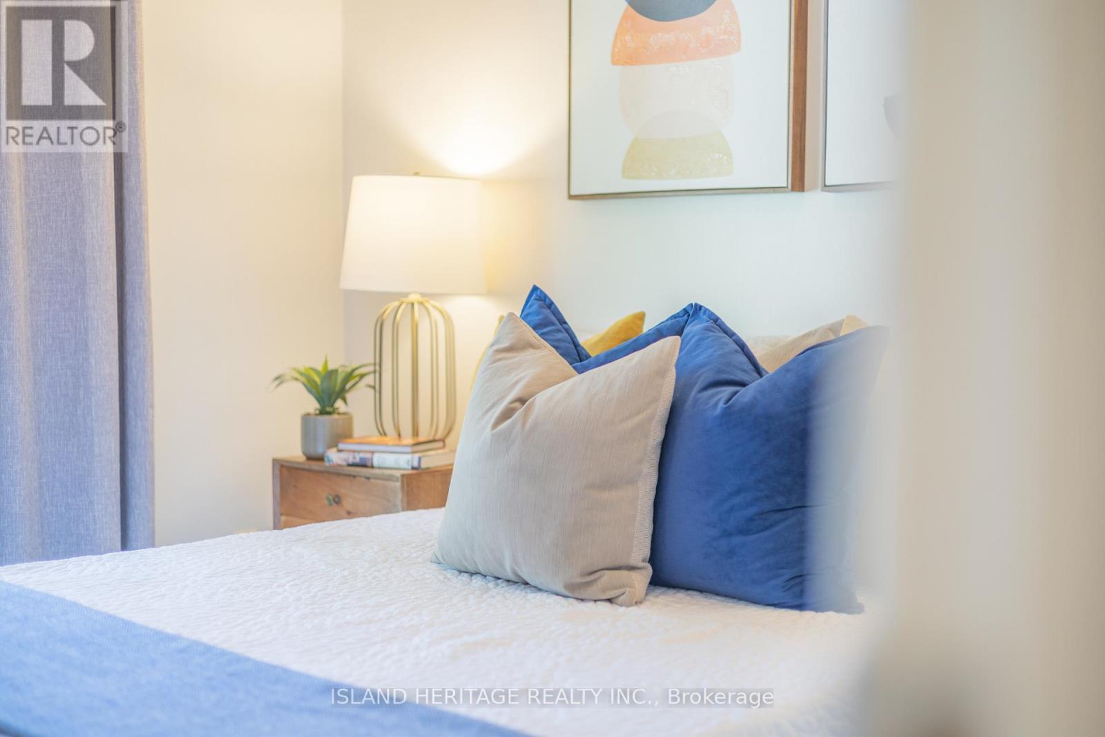 Photo 30 of 142 Symons Street, Toronto ON