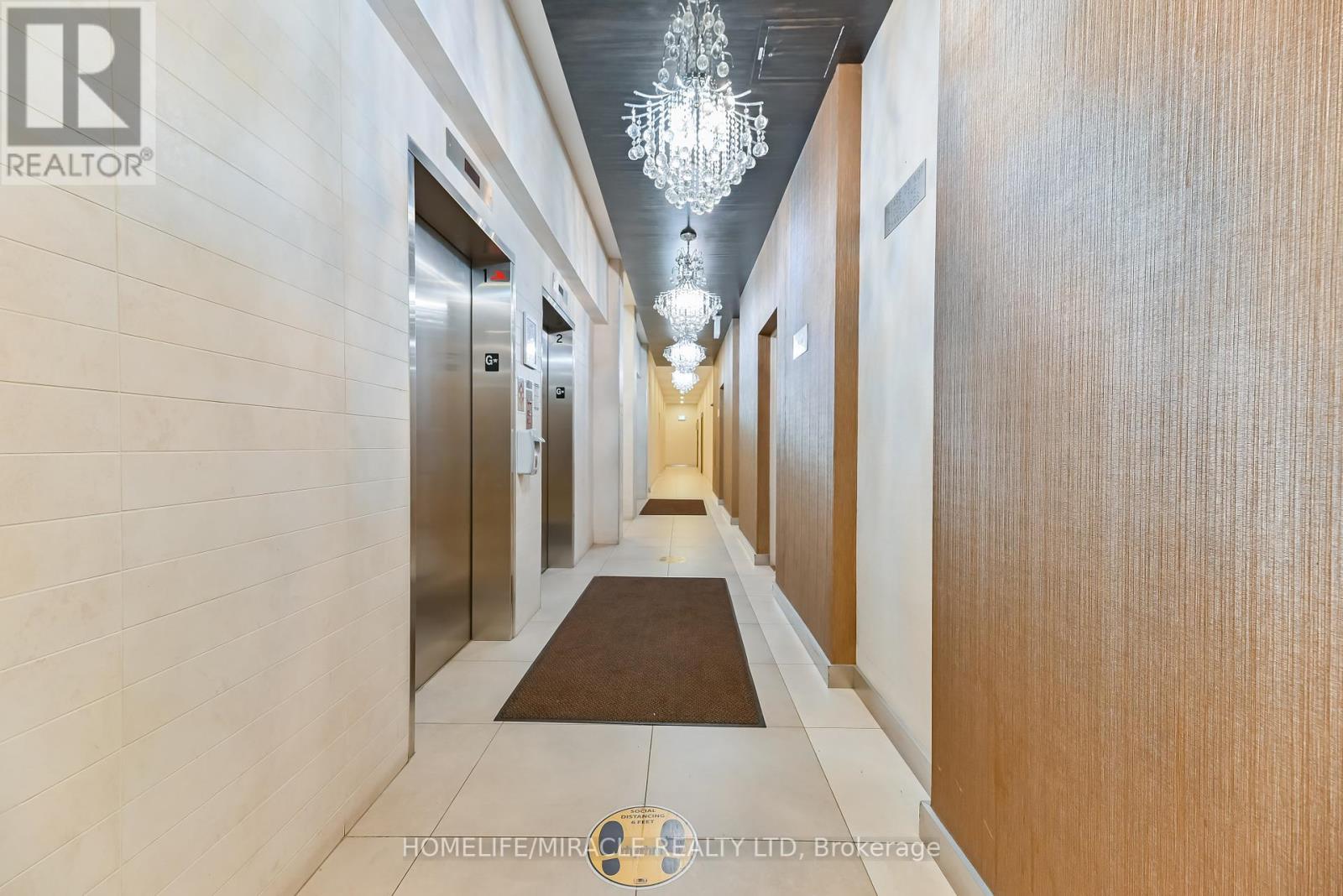 Photo 3 of 709 215 Queen Street E, Brampton ON