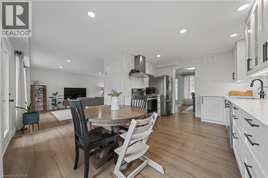 Photo 16 of 180 Granite Hill Drive, Cambridge ON