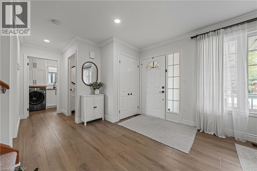 Photo 21 of 180 Granite Hill Drive, Cambridge ON