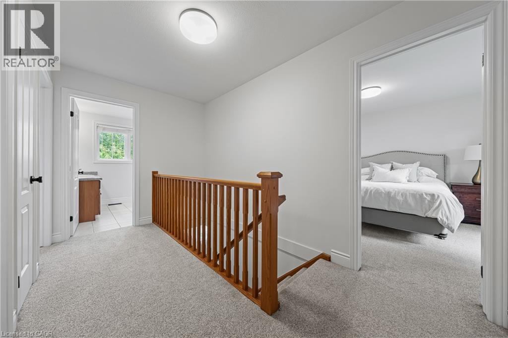Photo 25 of 180 Granite Hill Drive, Cambridge ON