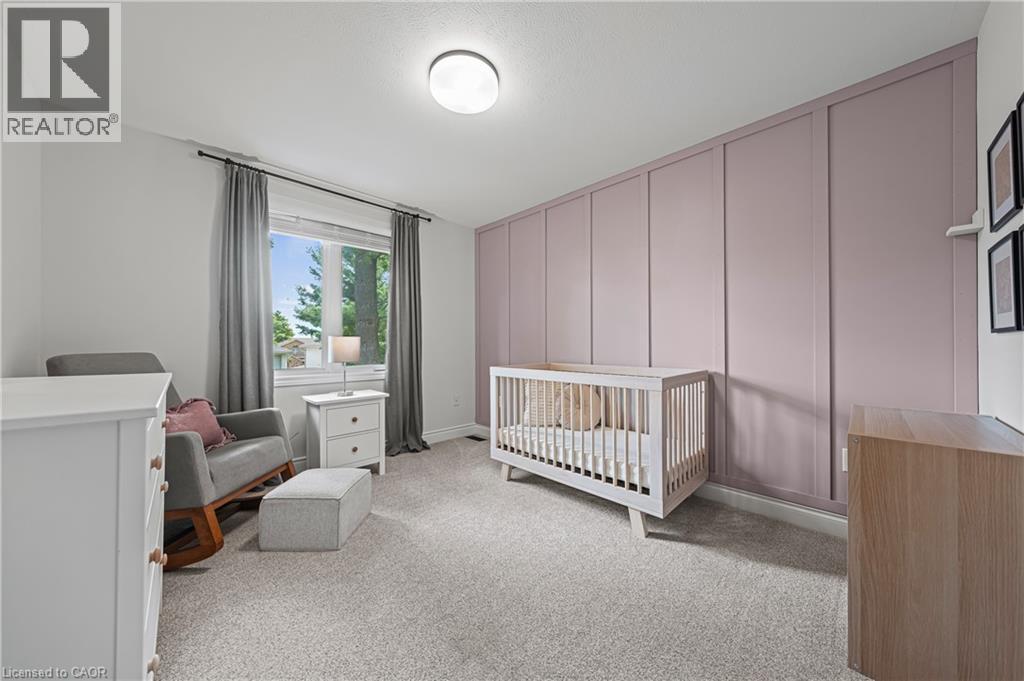 Photo 33 of 180 Granite Hill Drive, Cambridge ON