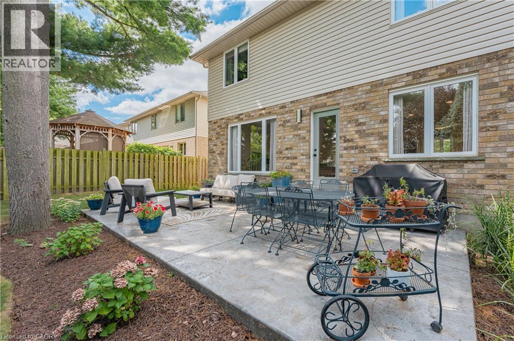 Photo 44 of 180 Granite Hill Drive, Cambridge ON