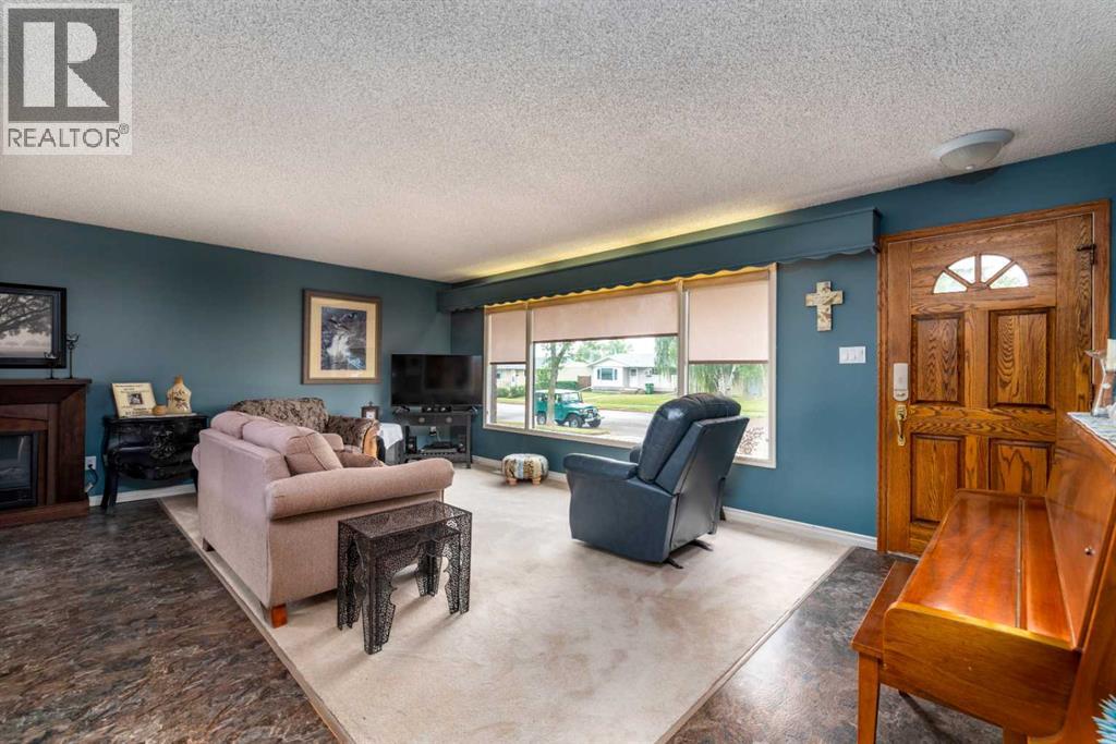 Photo 3 of 5732 47 Street, Lloydminster AB