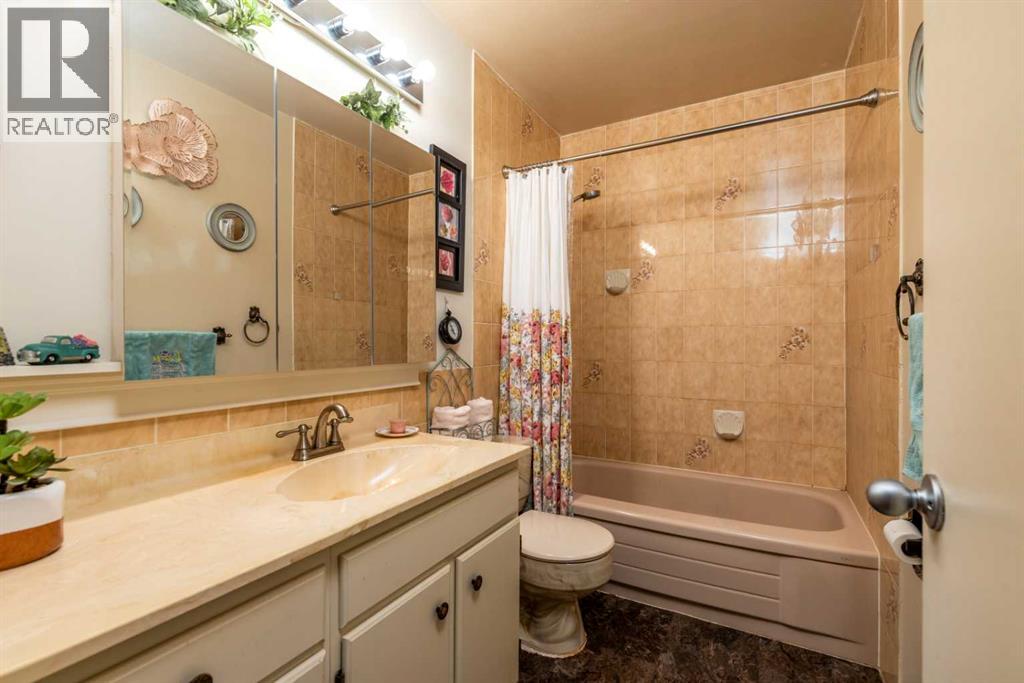 Photo 19 of 5732 47 Street, Lloydminster AB