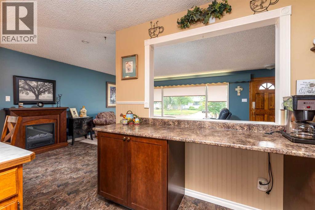 Photo 12 of 5732 47 Street, Lloydminster AB