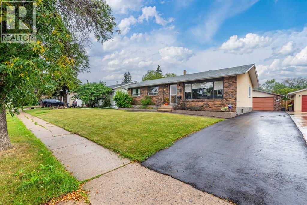 Photo 34 of 5732 47 Street, Lloydminster AB
