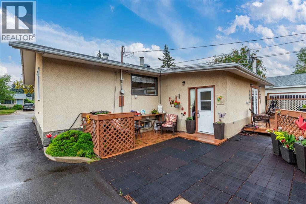 Photo 37 of 5732 47 Street, Lloydminster AB