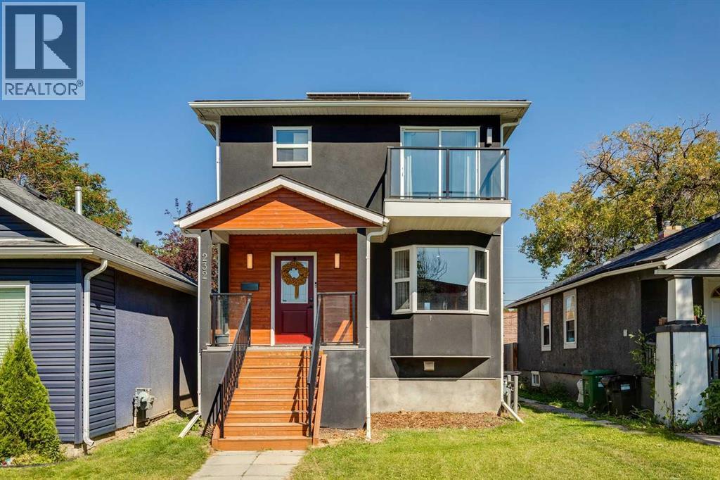 Photo 1 of 232 15 Avenue Nw, Calgary AB