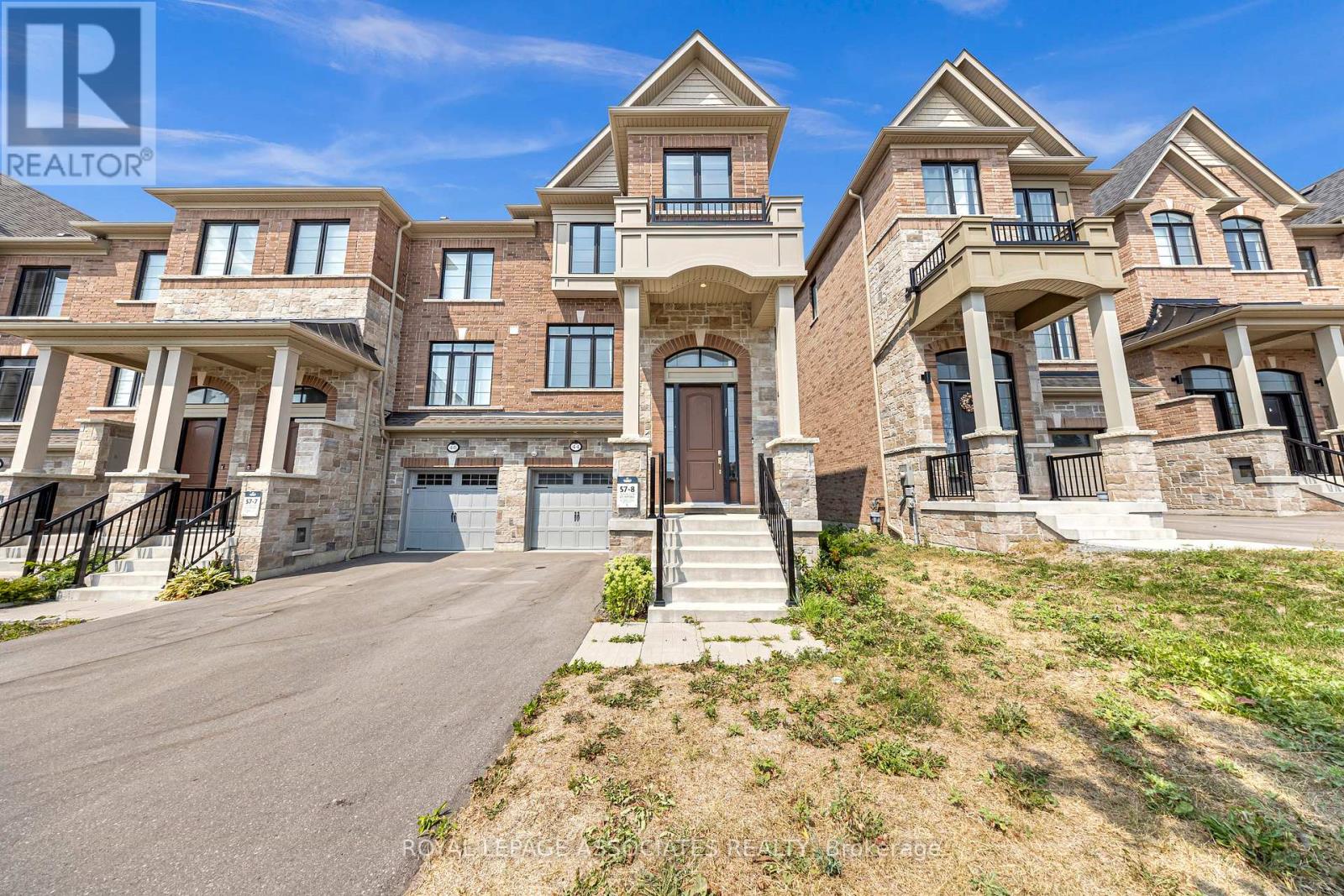 Photo 1 of 44 Elkington Crescent, Whitby ON