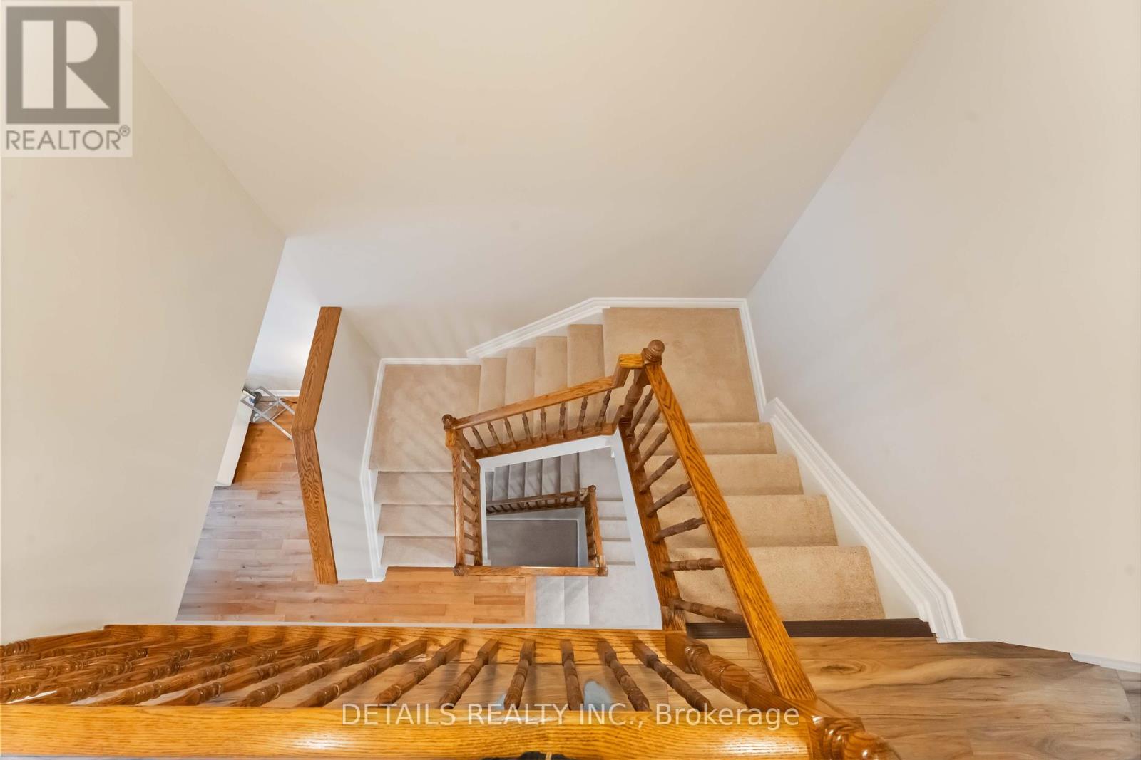 Photo 32 of 606 Malkowski Street, Ottawa ON