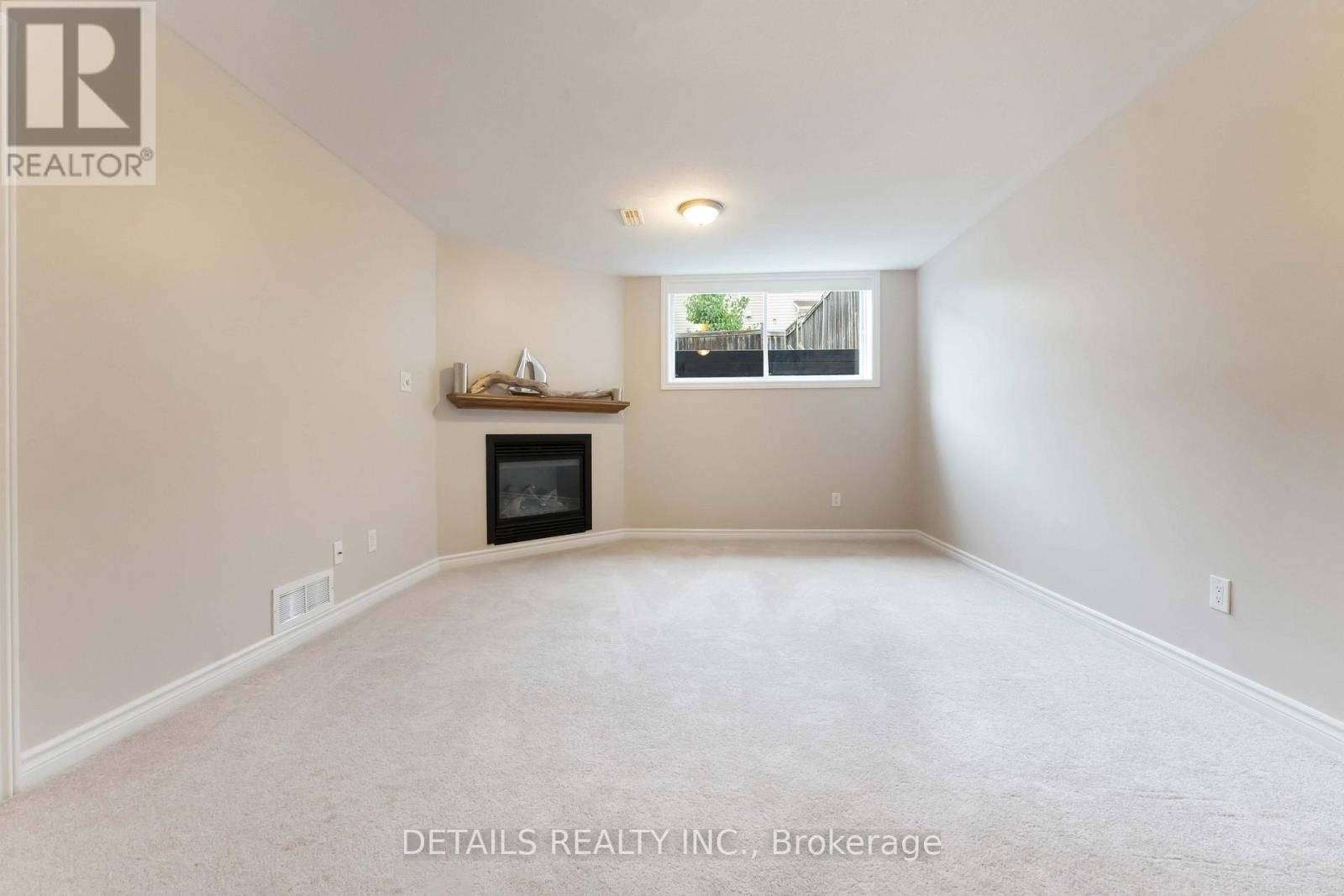 Photo 33 of 606 Malkowski Street, Ottawa ON