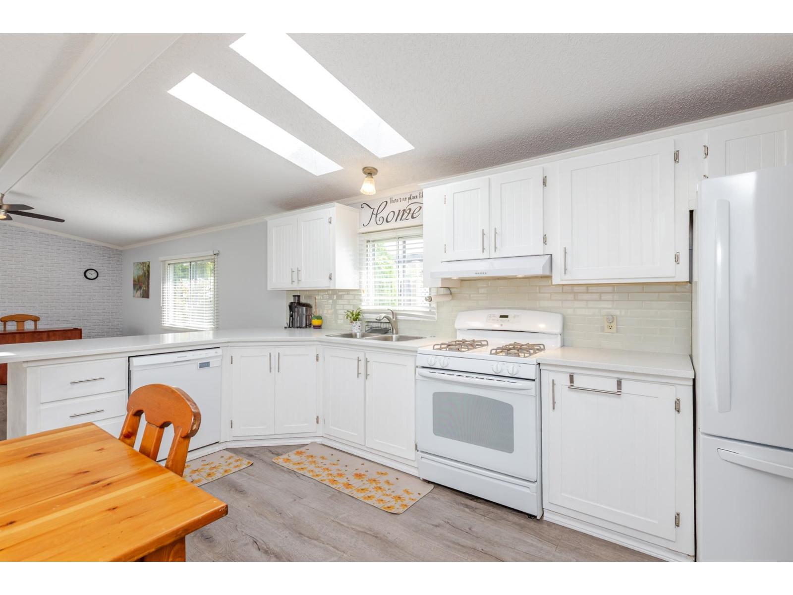 Photo 2 of 79 3300 Horn Street, Abbotsford BC