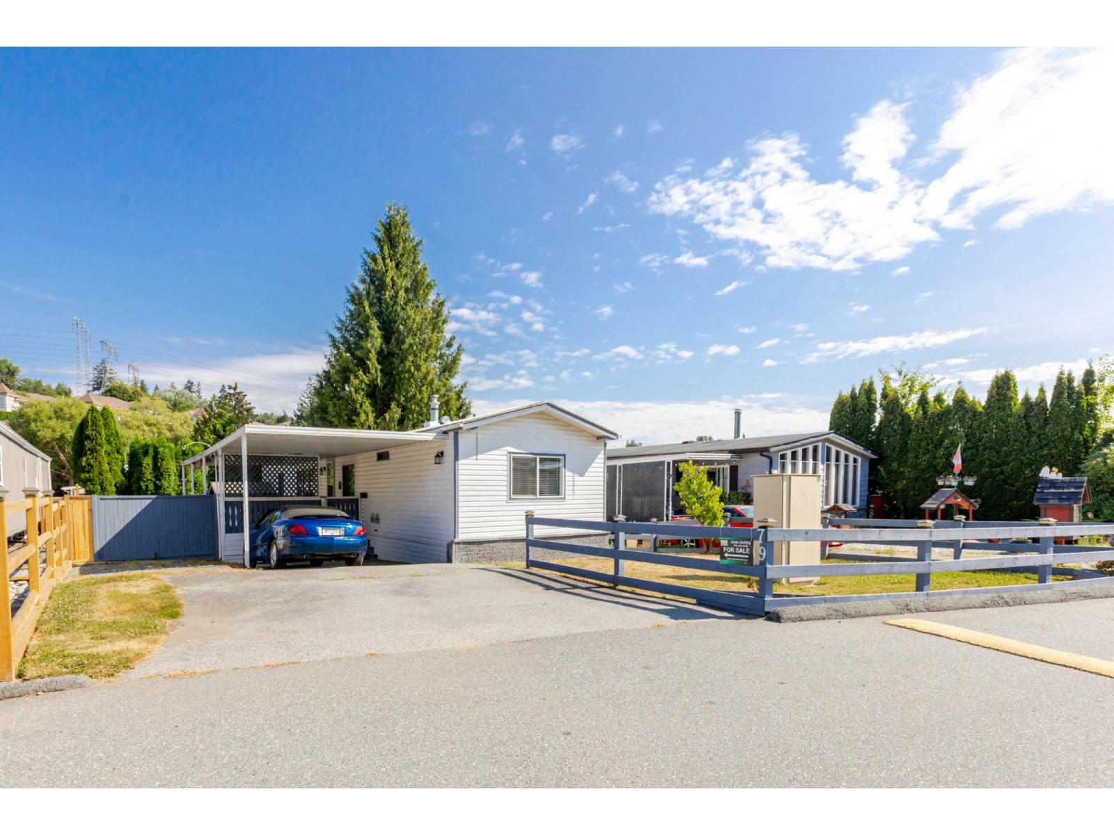 Photo 1 of 79 3300 Horn Street, Abbotsford BC