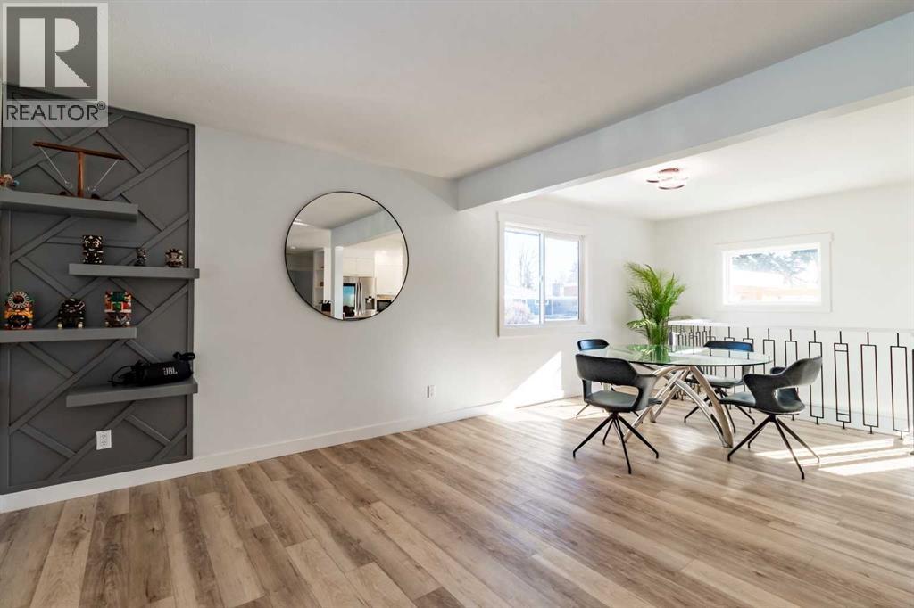 Photo 10 of 4703 26 Avenue Sw, Calgary AB